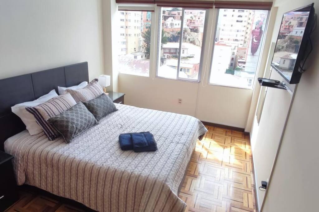 Comodo, Amplio Y Centrico Apartamento En Sopocachi La Paz Exterior foto