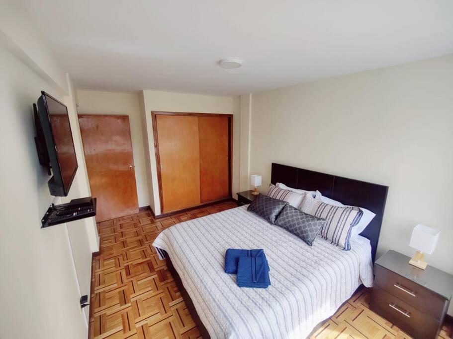 Comodo, Amplio Y Centrico Apartamento En Sopocachi La Paz Exterior foto